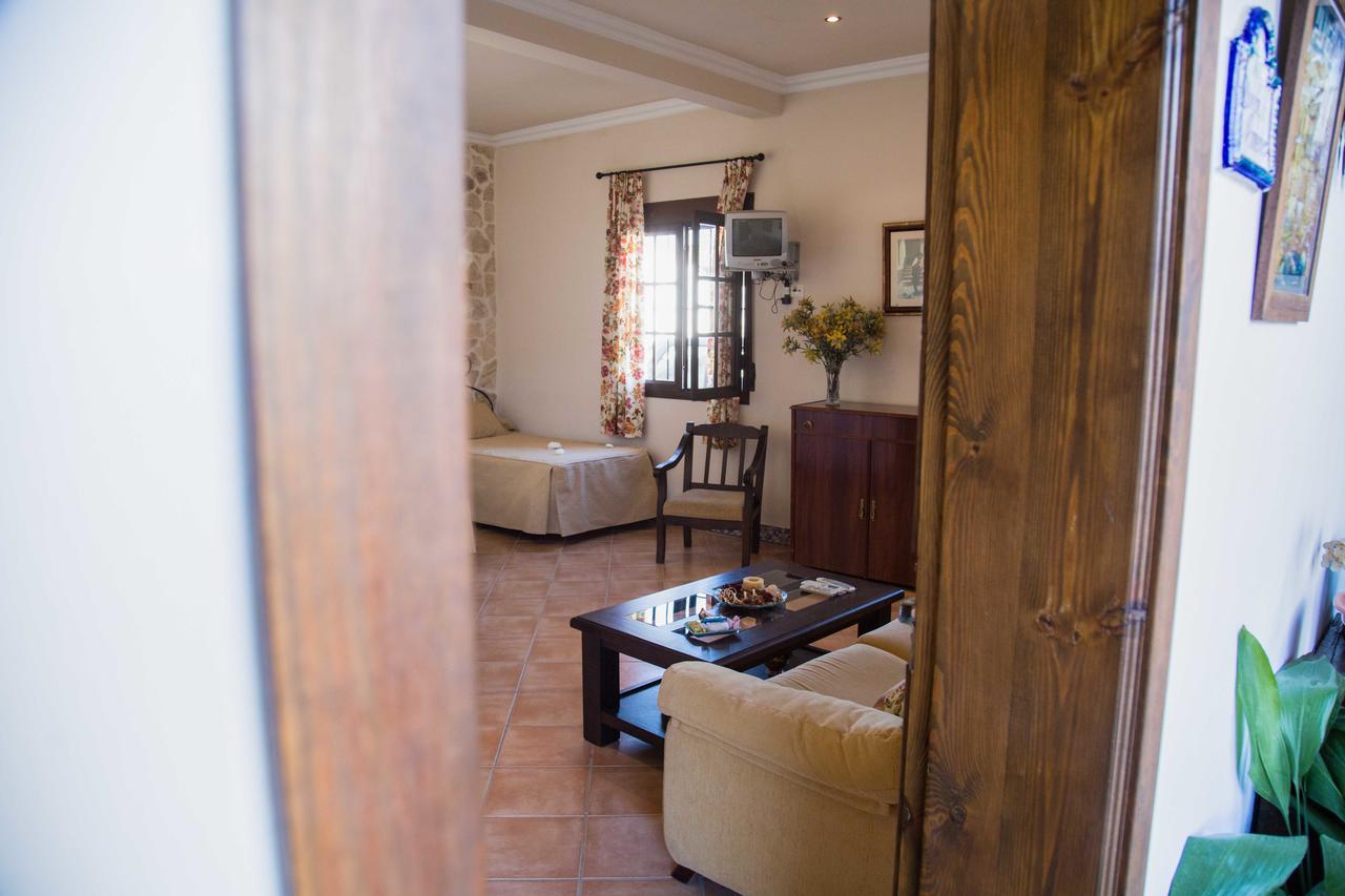Hotel Rural Andalucia Sierra de Yeguas Extérieur photo